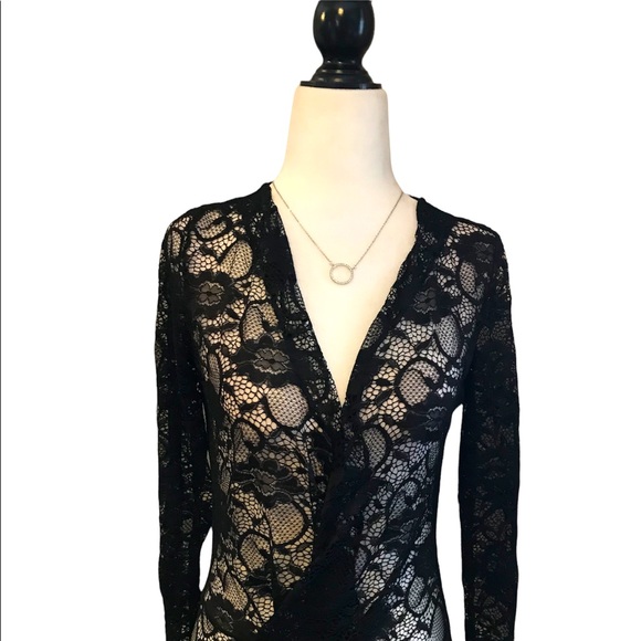 🔥NEW Allover Lace Bodysuit - Picture 1 of 9